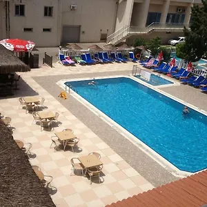 Amphi Aparthotel